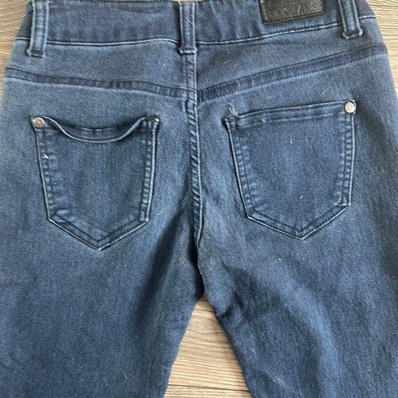 A.P.C. Women's Skinny Jeans - Dark Blue - Picture 4 of 7